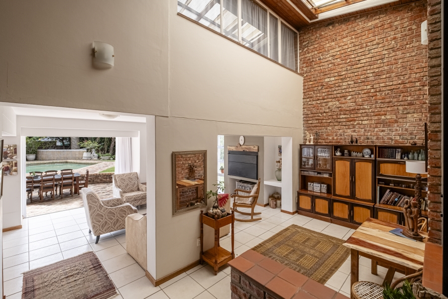 4 Bedroom Property for Sale in Summerstrand Eastern Cape
